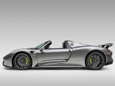 Used 2015 Porsche 918 Spyder AWD/4WD image 5
