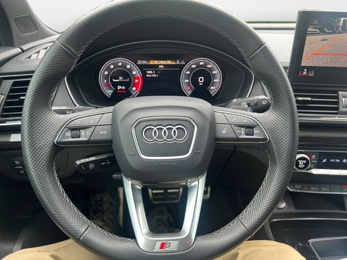 Certified 2023 Audi SQ5 Premium Plus w/ Premium Plus Package AWD/4WD image 10