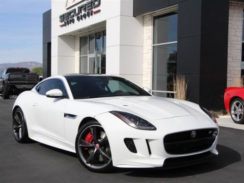 Used 2016 Jaguar F-TYPE R image 1