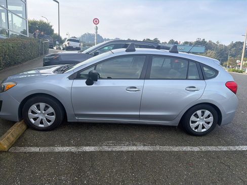 Used 2013 Subaru Impreza 2.0i image 19