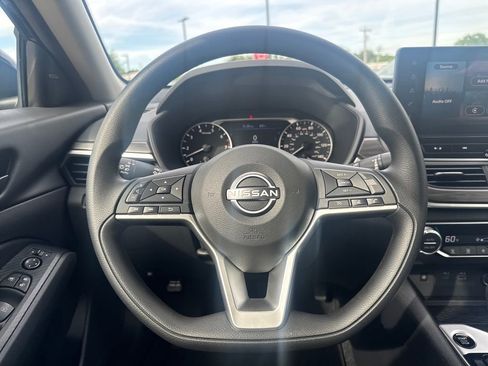 New 2026 Nissan Altima 2.5 SV w/ SV Special Edition Package FWD image 25