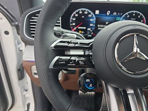 New 2025 Mercedes-Benz GLE 53 AMG 4MATIC image 36