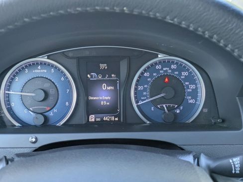 Used 2017 Toyota Camry XLE image 17