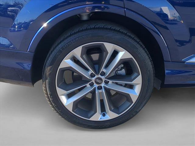 Used 2021 Audi Q7 3.0T Premium Plus w/ Premium Plus Package AWD/4WD image 26