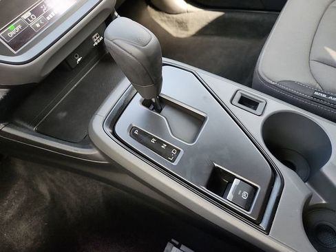 Certified 2024 Subaru Crosstrek 2.0i image 25