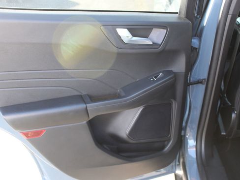 Used 2023 Ford Escape ST-Line w/ Equipment Group 301A image 15