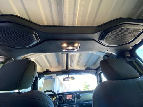 Used 2020 Jeep Wrangler Unlimited Sport S AWD/4WD image 30