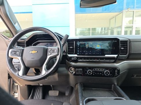 Used 2024 Chevrolet Silverado 2500 LT w/ All Star Edition AWD/4WD image 12