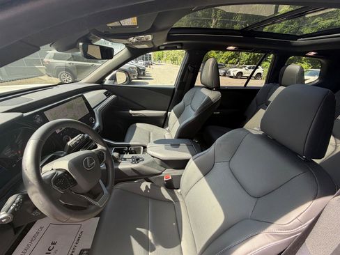 Certified 2024 Lexus TX 350 AWD w/ Captains Chair Package image 2