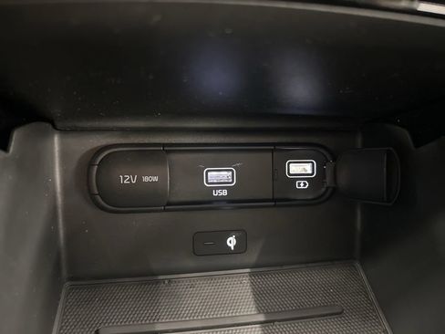 Used 2021 Kia Telluride SX w/ SX Prestige Package AWD/4WD image 19