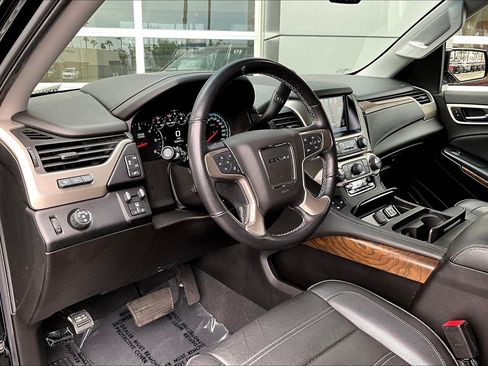 Used 2019 GMC Yukon Denali w/ Open Road Package image 14