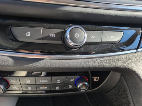 Used 2023 Buick Enclave Avenir w/ Avenir Technology Package image 36