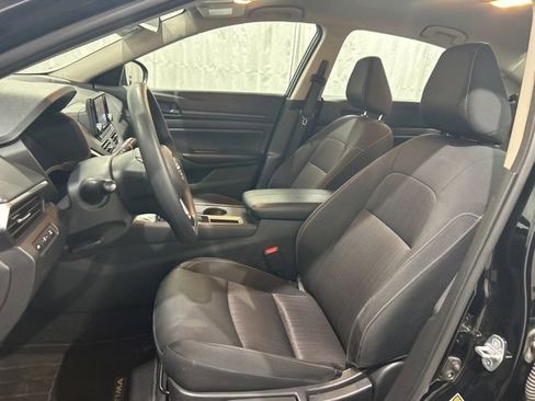Certified 2024 Nissan Altima 2.5 S FWD image 14