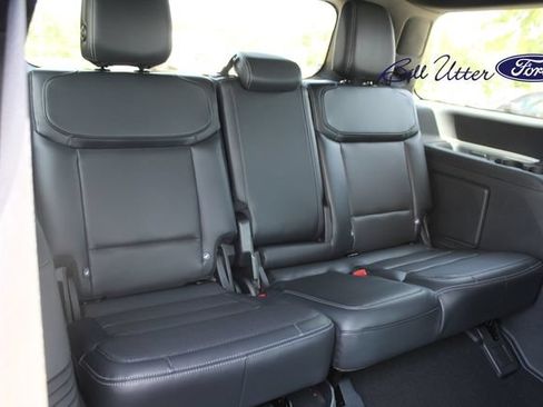 New 2027 Ford Expedition Platinum w/ Stealth Appearance Package RWD image 10