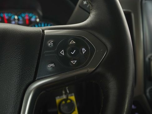 Used 2016 Chevrolet Silverado 1500 LTZ Z71 w/ LTZ Plus Package AWD/4WD image 18