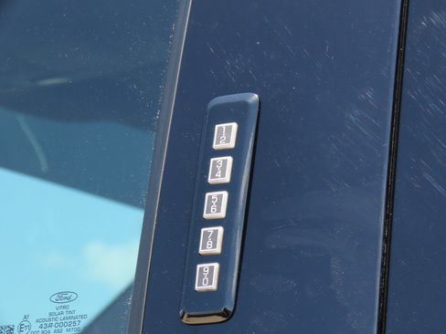 Used 2022 Ford F250 King Ranch w/ King Ranch Ultimate Package AWD/4WD image 15