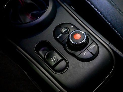 Used 2019 MINI Cooper Countryman S w/ Premium Package image 42