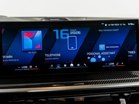 Used 2024 BMW X6 M Competition image 42