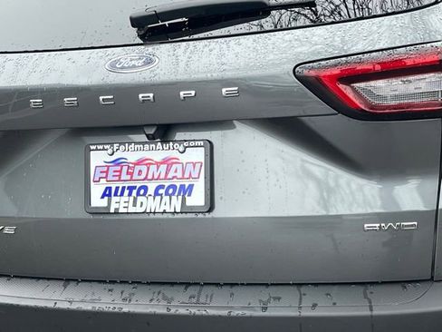 Used 2025 Ford Escape Active image 32