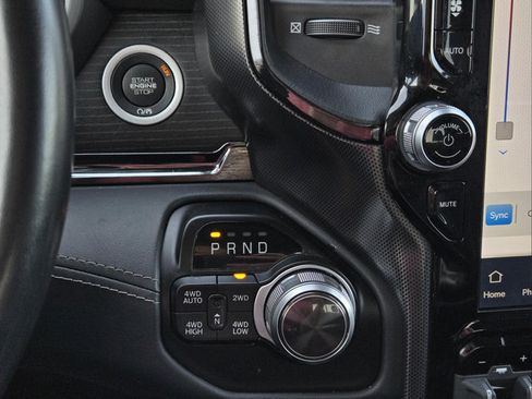 Used 2022 RAM 1500 Limited AWD/4WD image 11