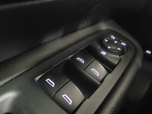 Used 2021 GMC Terrain SLT image 27