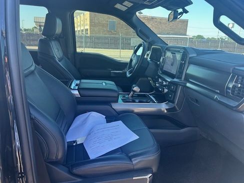 Used 2024 Ford F150 Platinum w/ FX4 Off-Road Package AWD/4WD image 16