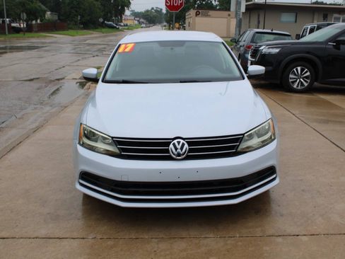 Used 2017 Volkswagen Jetta S FWD image 3