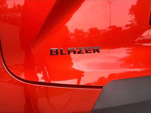 Used 2021 Chevrolet Blazer LT FWD image 30