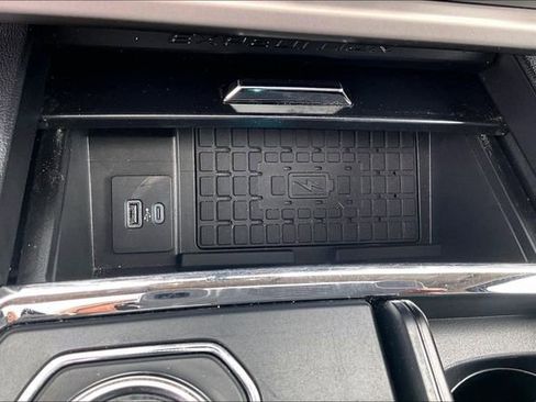 Used 2022 Ford Expedition XLT AWD/4WD image 15
