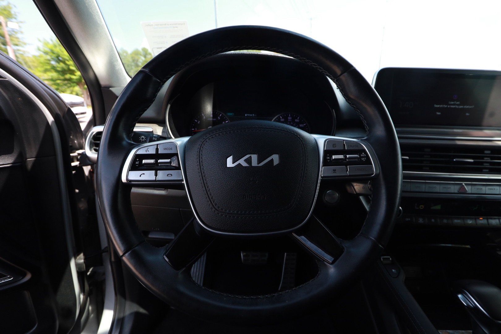 Used 2022 Kia Telluride SX w/ SX Prestige Package AWD/4WD image 10