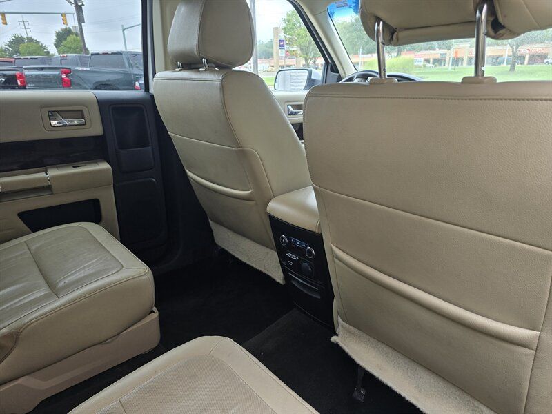Used 2018 Ford Flex Limited w/ Equipment Group 303A AWD/4WD image 20