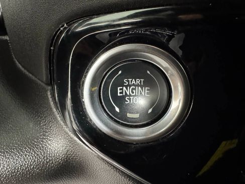 Used 2024 Chevrolet Silverado 1500 ZR2 w/ Technology Package image 18