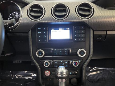 Used 2021 Ford Mustang GT RWD image 23