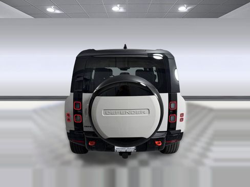 New 2026 Land Rover Defender 110 X AWD/4WD image 10