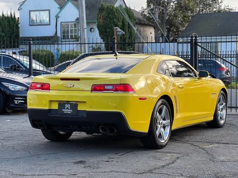 Used 2015 Chevrolet Camaro LT w/ 1LT Preferred Package image 4