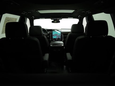 New 2026 GMC Yukon XL Denali w/ Sun & Power Step Package image 13