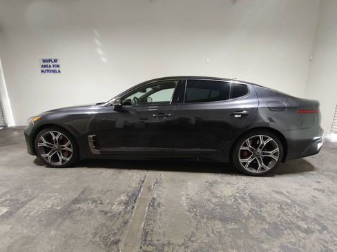 Used 2021 Kia Stinger GT2 AWD/4WD image 10