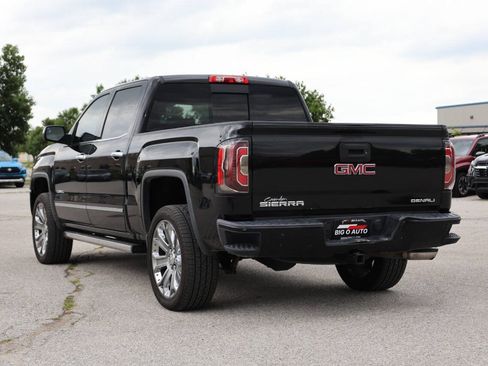 Used 2017 GMC Sierra 1500 Denali w/ Denali Ultimate Package AWD/4WD image 11