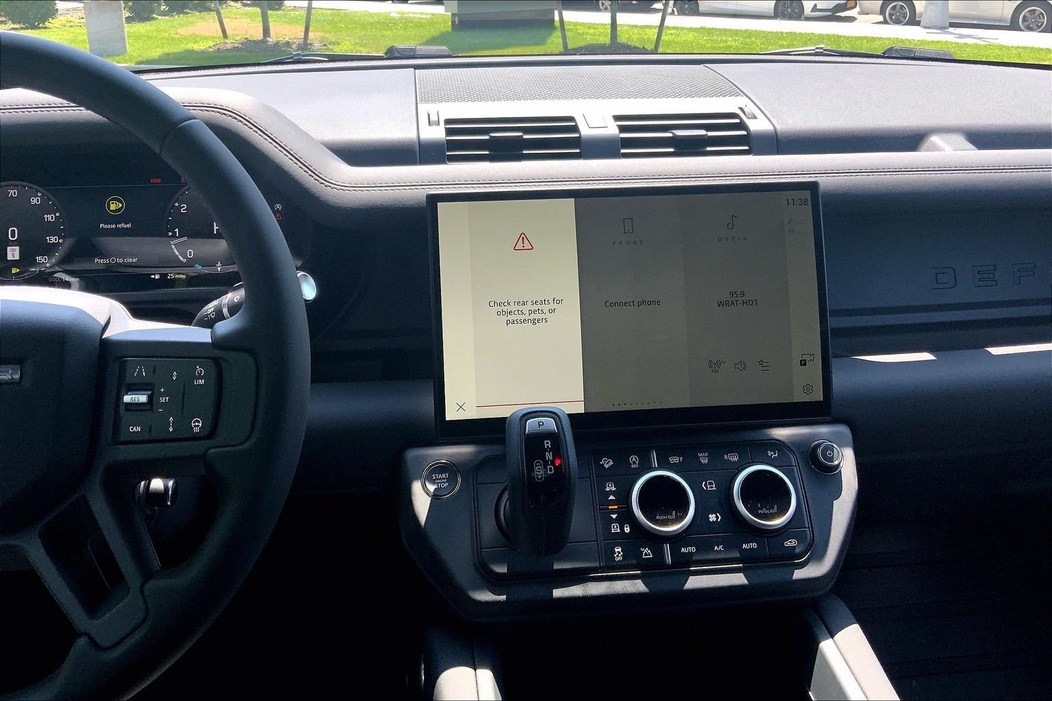 New 2026 Land Rover Defender 110 S AWD/4WD image 6