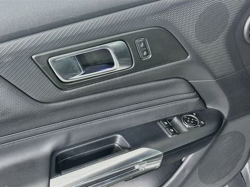 Used 2025 Ford Mustang Premium RWD image 15