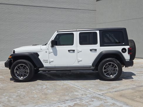 Used 2020 Jeep Wrangler Unlimited Sport S AWD/4WD image 5