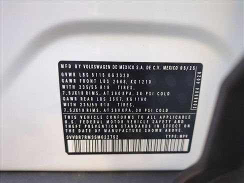 Used 2025 Volkswagen Tiguan S image 25