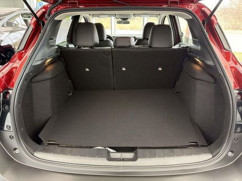 New 2026 Nissan Kicks SR w/ Cold Weather Package AWD/4WD image 8