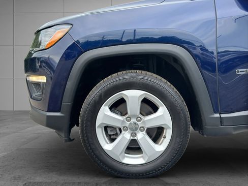 Used 2019 Jeep Compass Latitude w/ Popular Equipment Group AWD/4WD image 22
