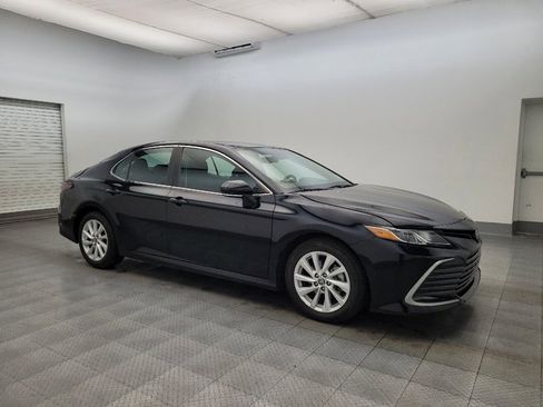 Used 2023 Toyota Camry LE image 11