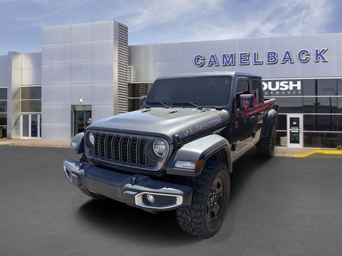 Used 2024 Jeep Gladiator Sport AWD/4WD image 14