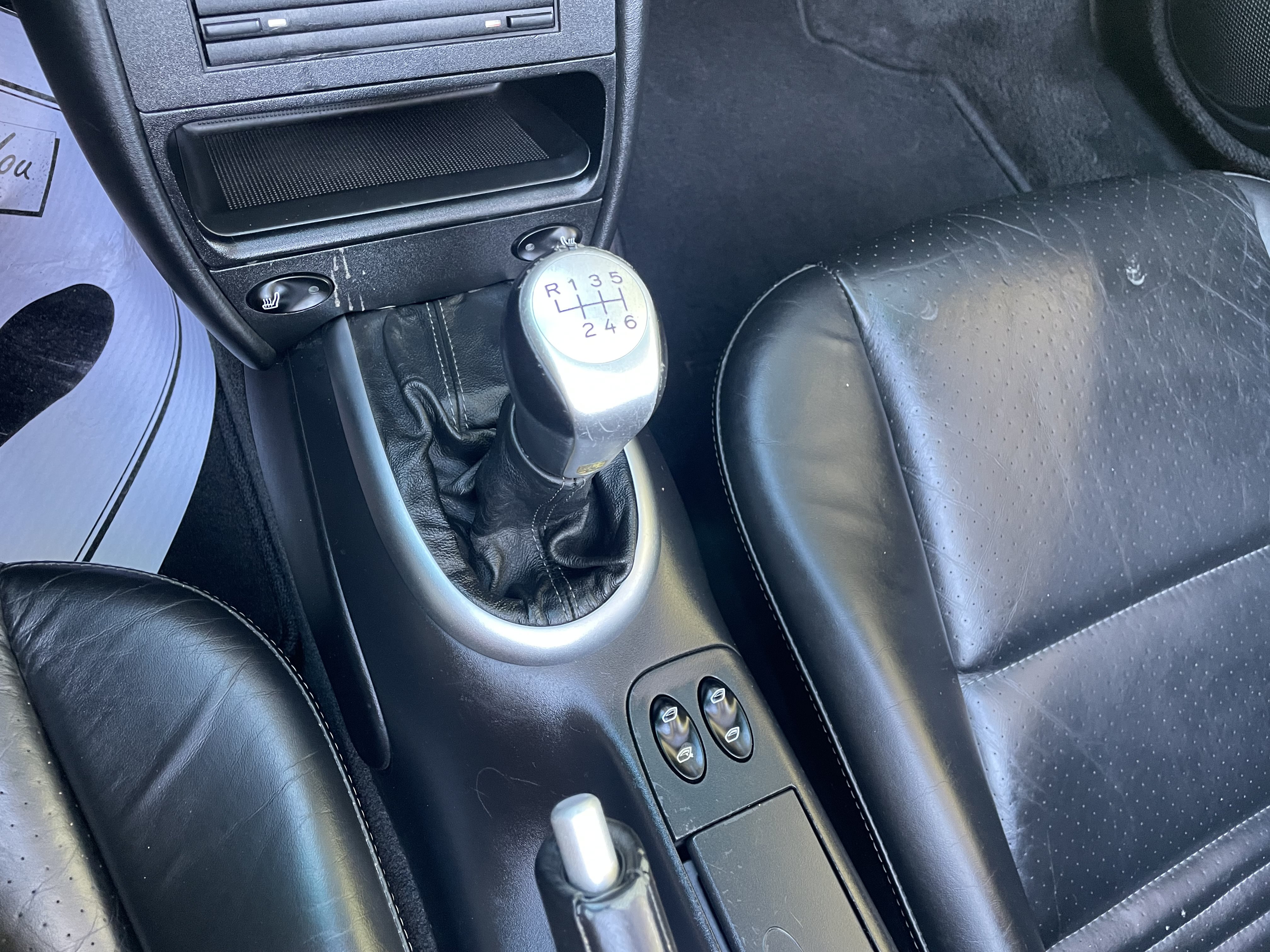 Used 2004 Porsche 911 Carrera 4S AWD/4WD image 22