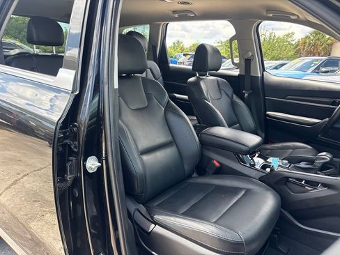 Used 2024 Kia Telluride S FWD image 16