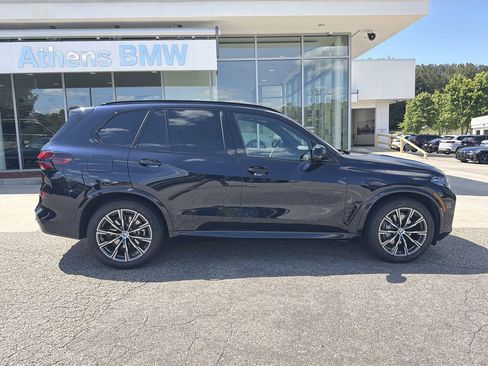 Certified 2026 BMW X5 xDrive40i w/ M Sport Package AWD/4WD image 4