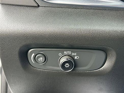 Used 2023 Chevrolet Traverse LT w/ LPO, Floor Liner Package image 17